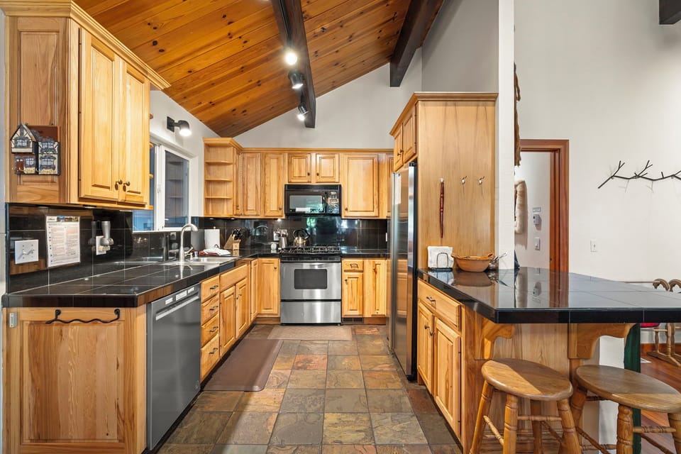 Laird house Kitchen