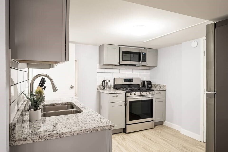 Clean and Functional Kitchen