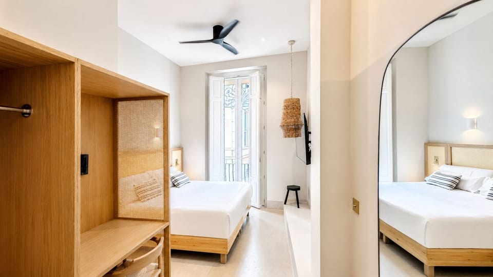 Deluxe Double Room, Balcony, City View | Egyptian cotton sheets, premium bedding, down comforters