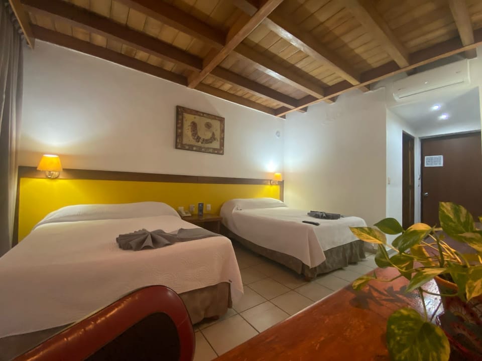 Junior Double Room, Garden View | In-room safe, desk, iron/ironing board, WiFi (free)