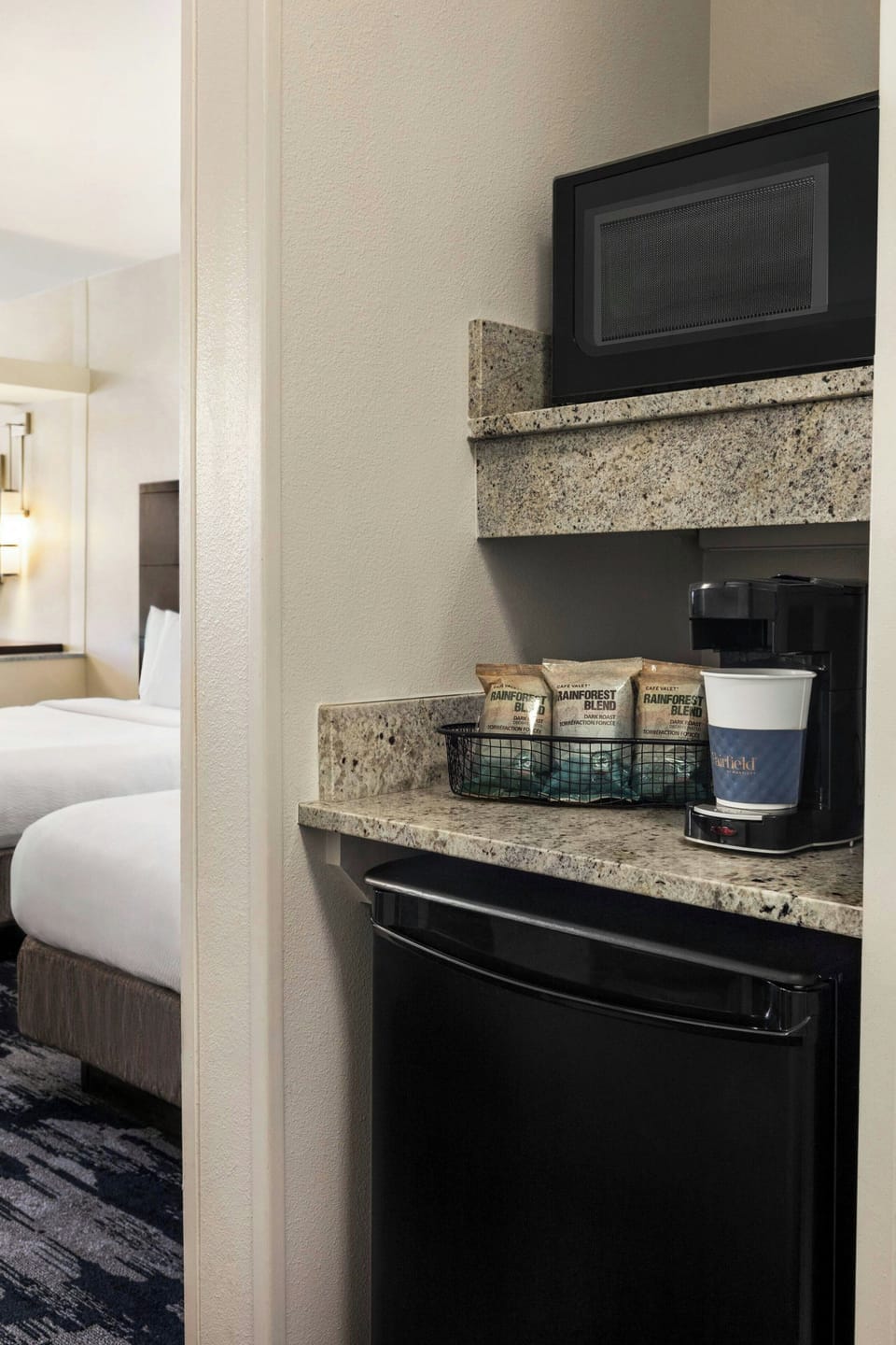 Suite, Multiple Beds | Private kitchen | Fridge, coffee/tea maker