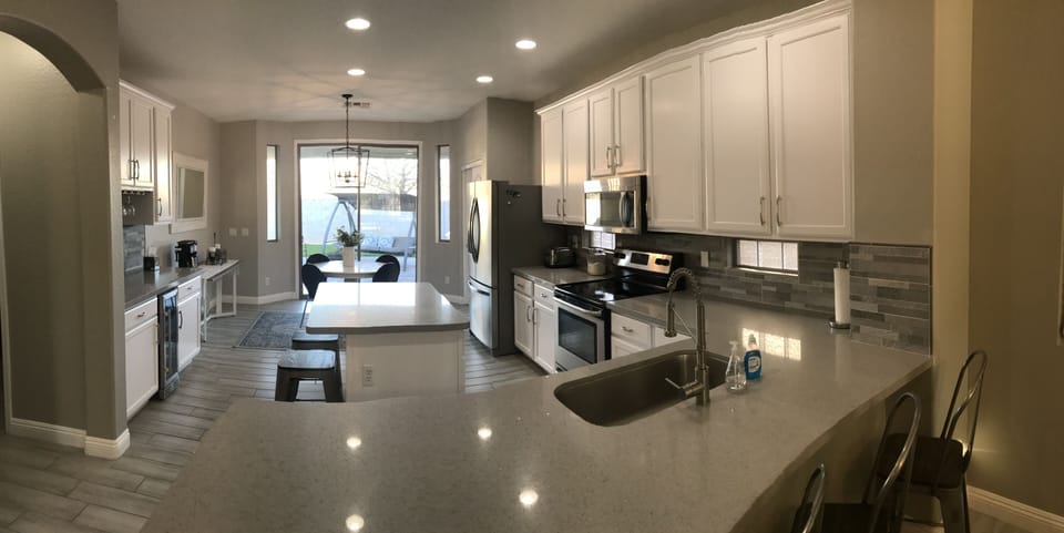 Updated appliances and beverage station for dining in. 