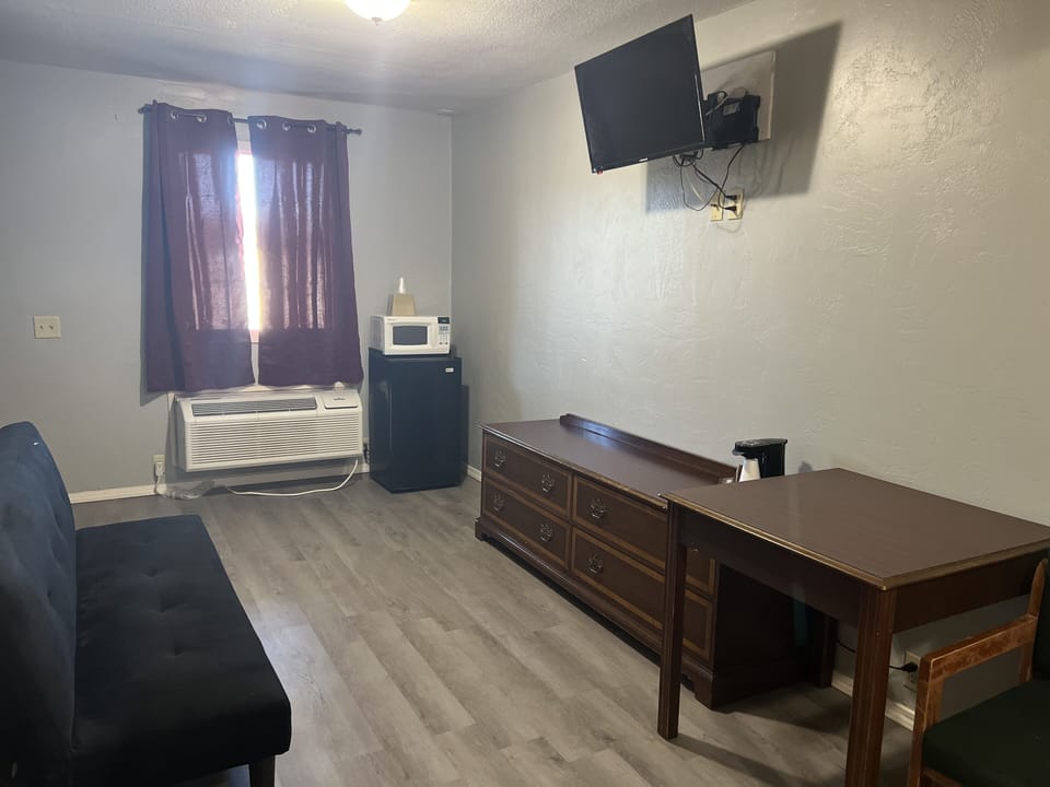 Classic Single Room | WiFi (free), bed sheets
