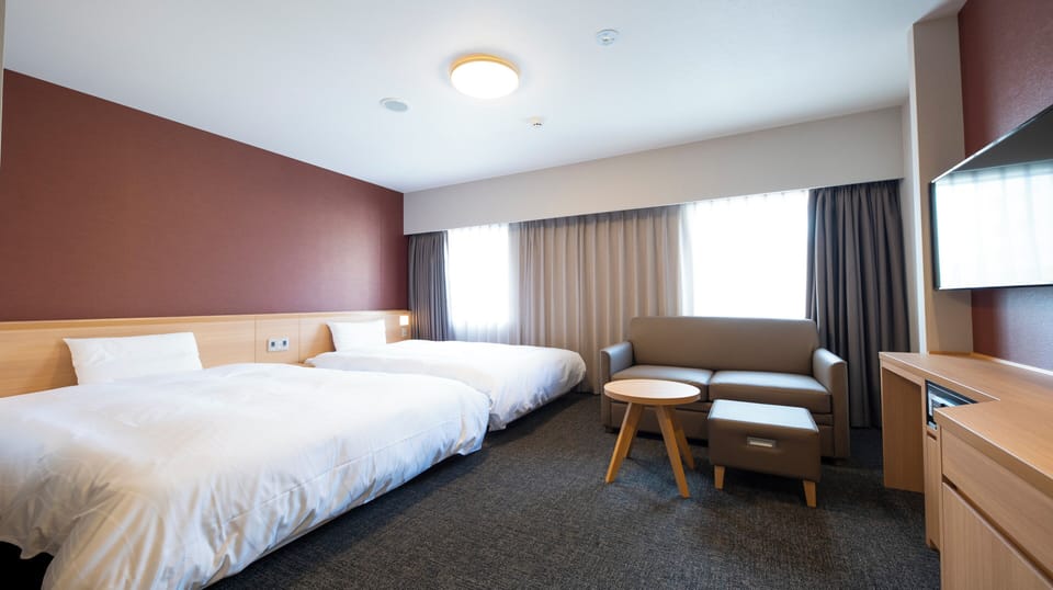 In-room safe, desk, soundproofing, WiFi (free)