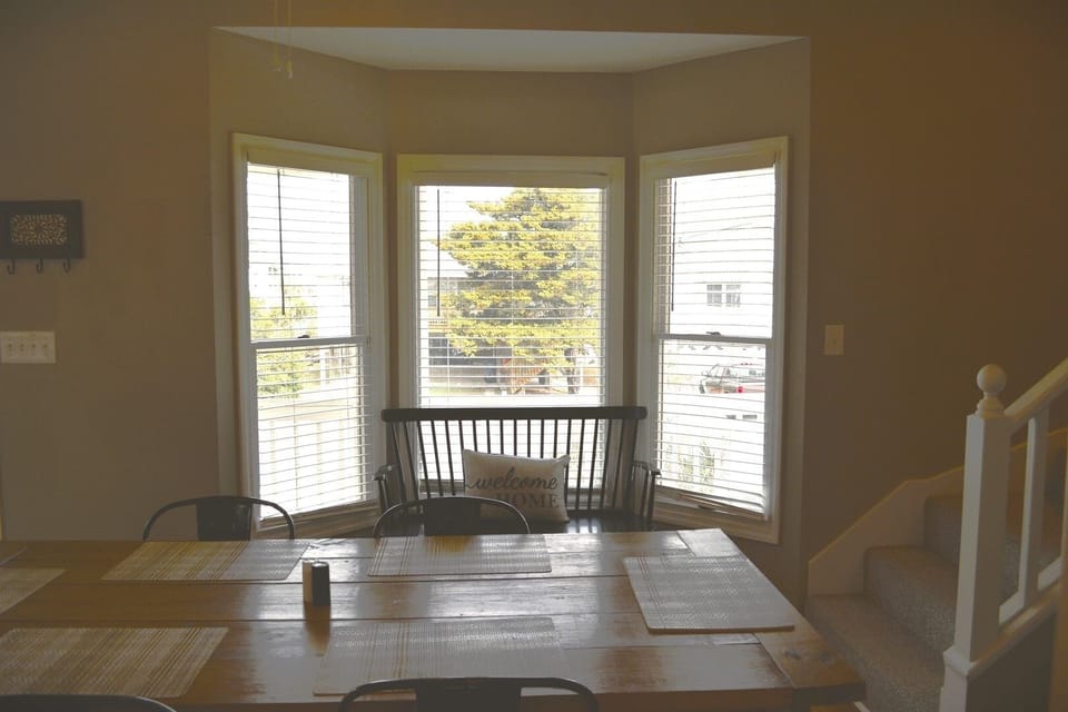House, 4 Bedrooms | Dining