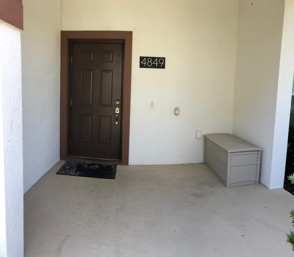 Townhome, 5 Bedrooms | 5 bedrooms, in-room safe, individually decorated, individually furnished