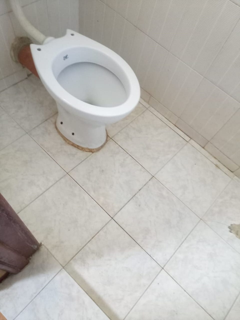 Single Room | Bathroom | Shower, rainfall showerhead, towels, soap