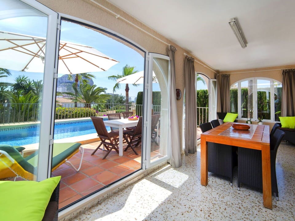 Property, Building, Room, Real Estate, House, Interior Design, Furniture, Estate, Home, Villa