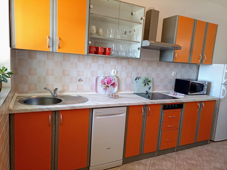 Apartment | Private kitchen