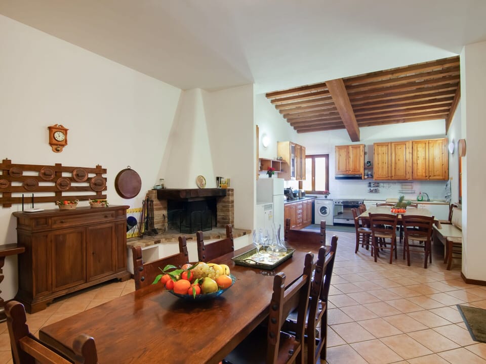 Villa | Dining