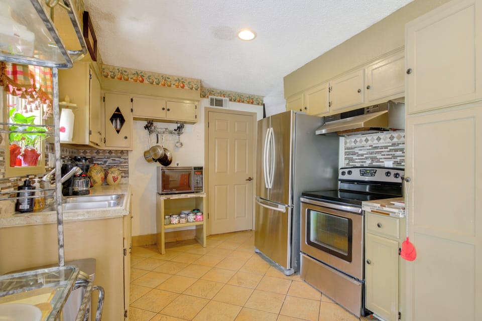 Kitchen | Cooking Basics | Drip Coffee Maker | Blender