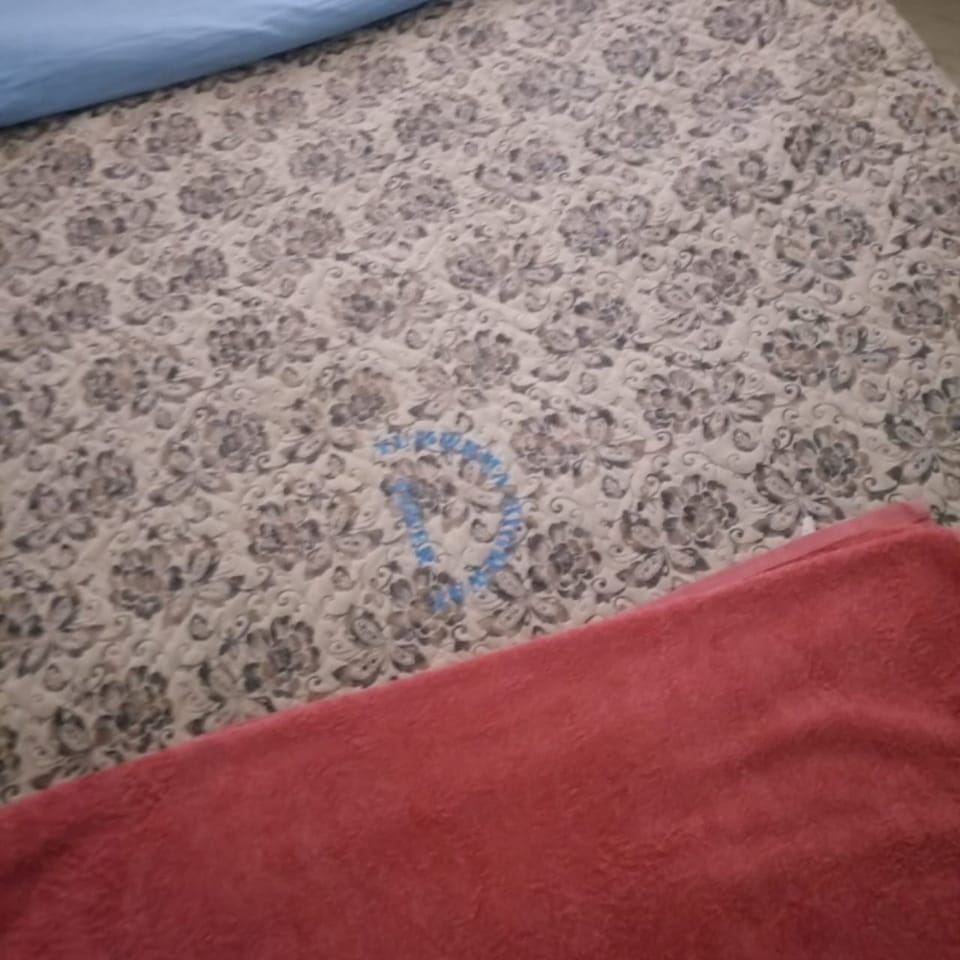 Single Room | Desk, free WiFi, bed sheets