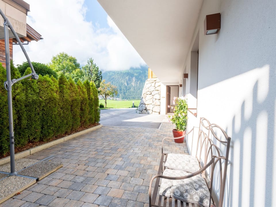 Apartment | Balcony