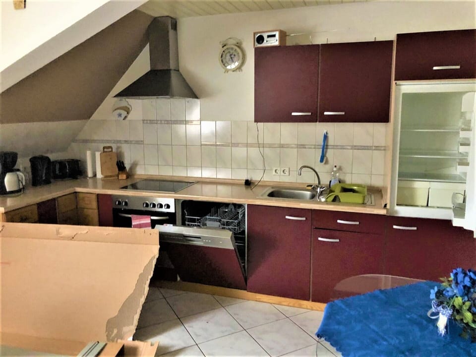 Apartment | Private kitchen | Electric kettle
