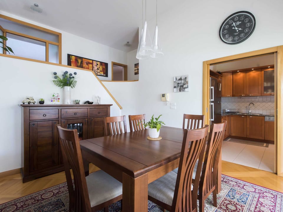 Villa | Dining
