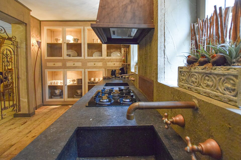 House | Private kitchen | Fridge, highchair