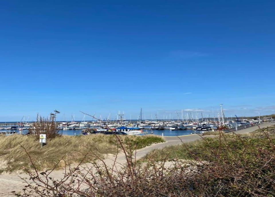 Lake View Apartment in Klein Pravtshagen near Seabeach with Garden Apartment in Mecklenburg-Vorpommern, Germany