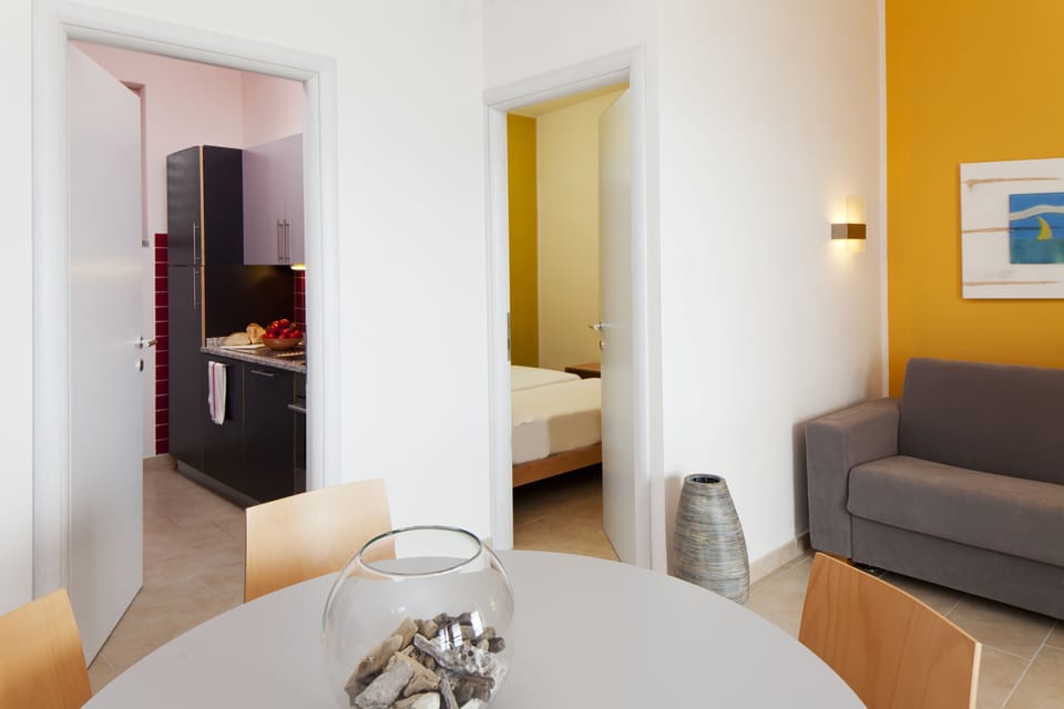 Bungalow, 1 Bedroom, Sea View | Private kitchen | Highchair