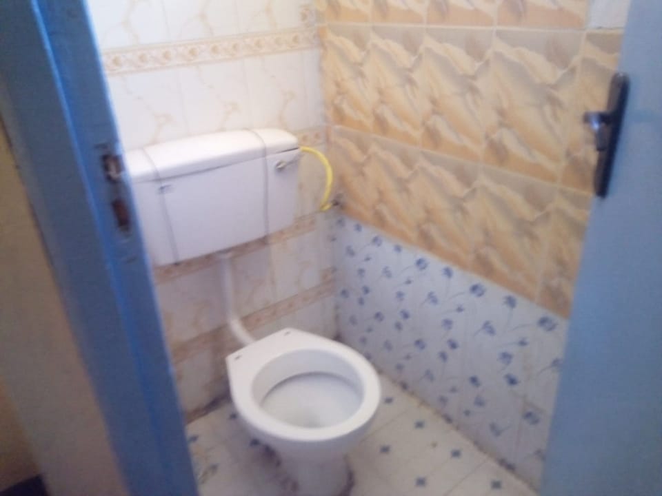 Standard Room | Bathroom | Shower, rainfall showerhead, free toiletries, towels