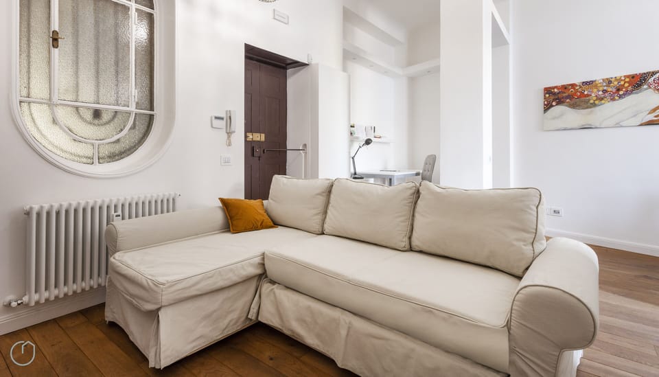 Apartment (1 Bedroom) | Interior