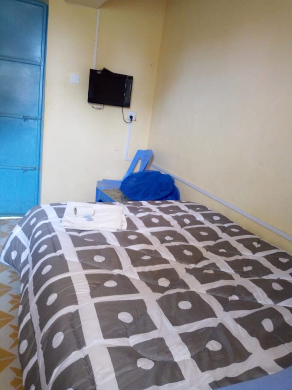 Single Room | Desk, iron/ironing board, free WiFi, bed sheets