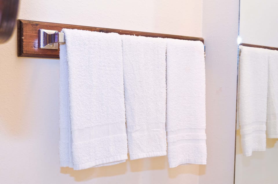 Deep soaking tub, free toiletries, hair dryer, bidet