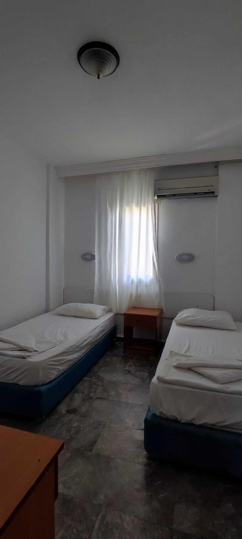 Standard Apartment | Laptop workspace, free WiFi, bed sheets