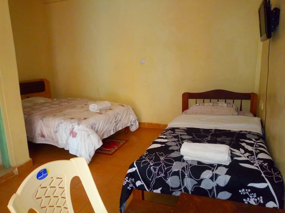Desk, free WiFi, bed sheets
