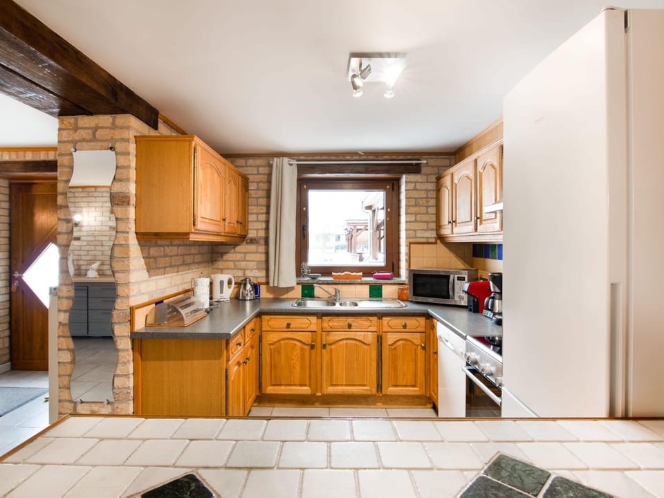 House | Private kitchen | Highchair