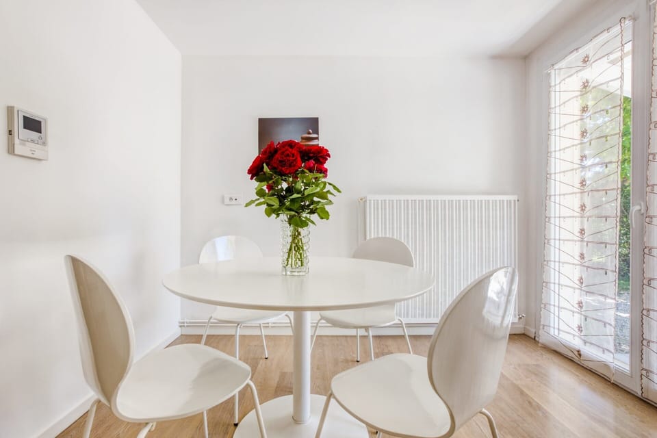 House | Dining