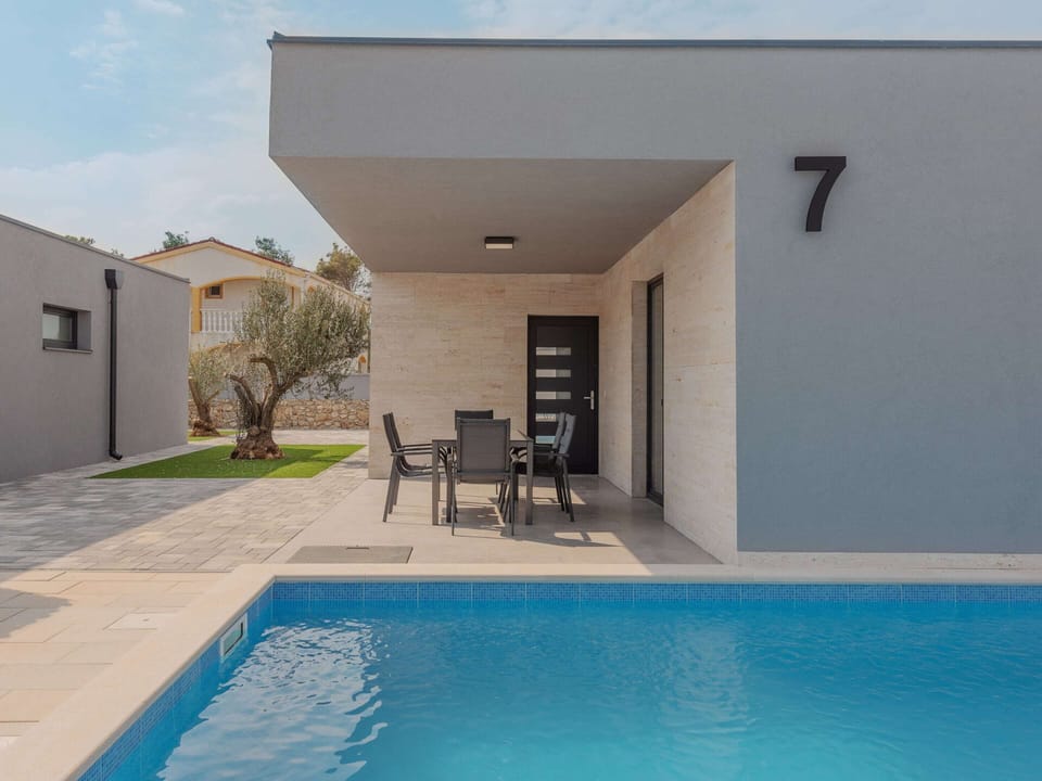 House | Pool | Indoor pool, outdoor pool