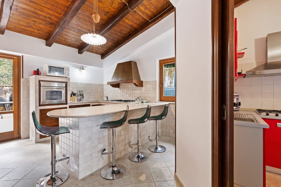 Villa | Dining