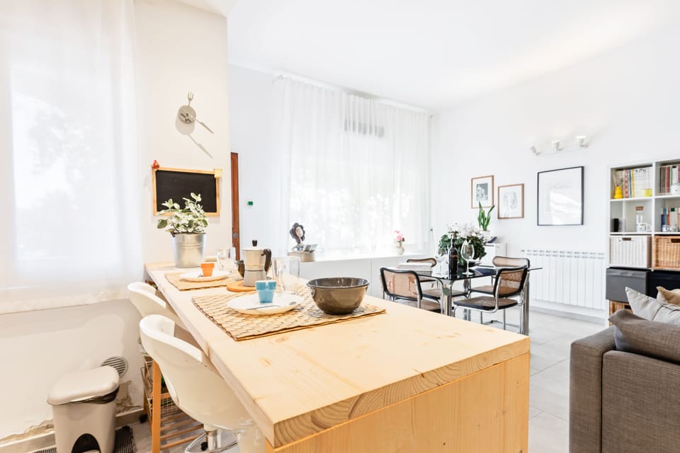 Apartment, 1 Bedroom | In-room dining