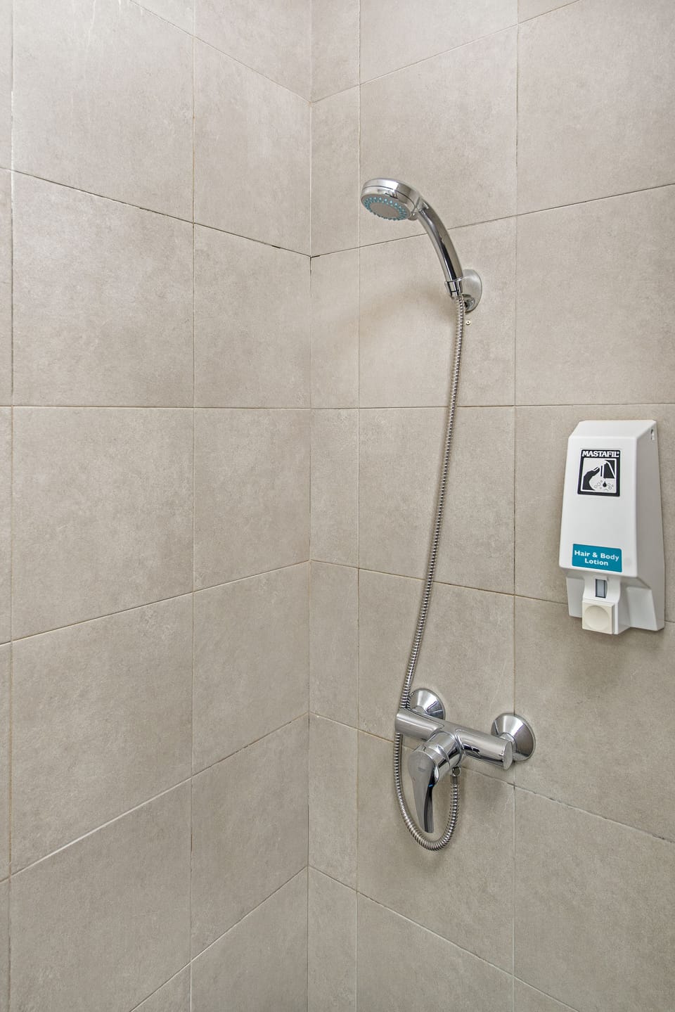 Superior Double Room, 1 Queen Bed | Bathroom shower