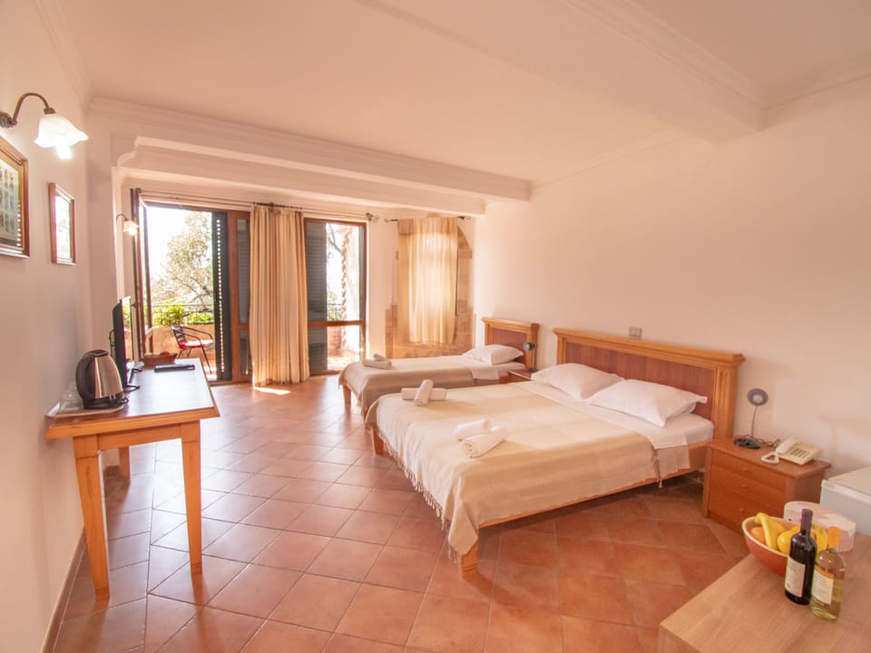 In-room safe, soundproofing, iron/ironing board, WiFi