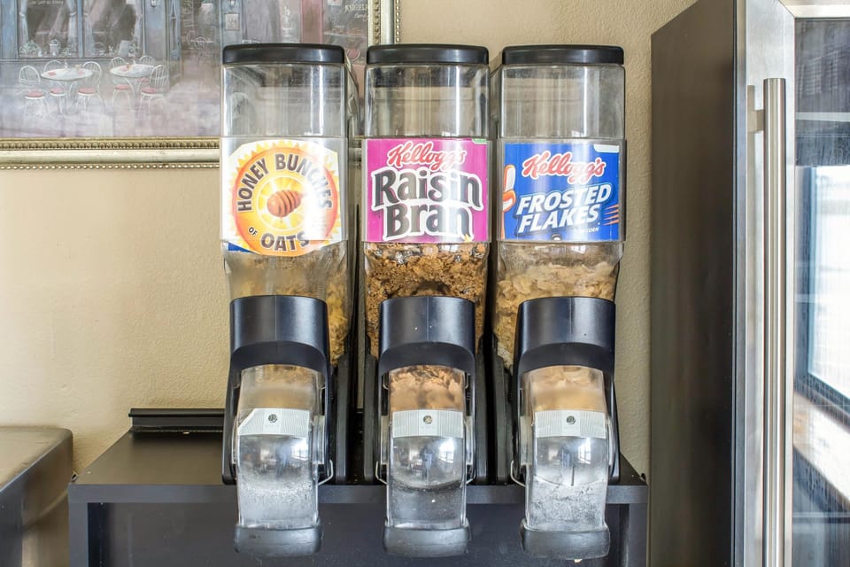 Free continental breakfast