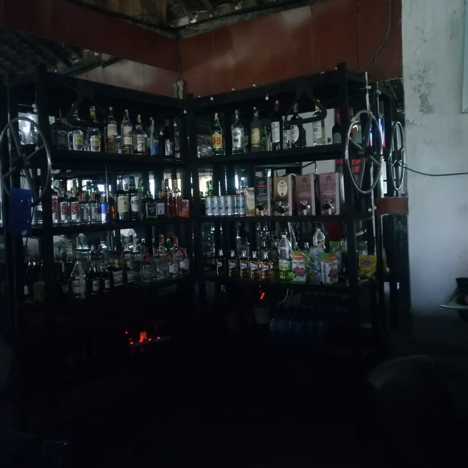 Albizia Club Nakuru Bed and Breakfast in Kenya