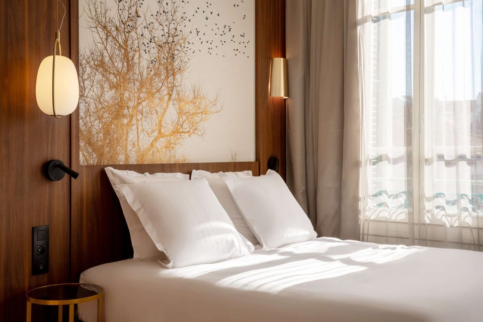 Superior Room, 1 Double Bed, Non Smoking | Premium bedding, minibar, in-room safe, desk