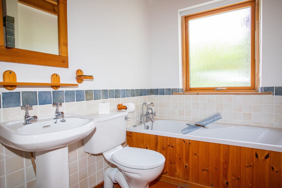 Stone Cottage Holiday Home Ballinskelligs Apartment in County Kerry
