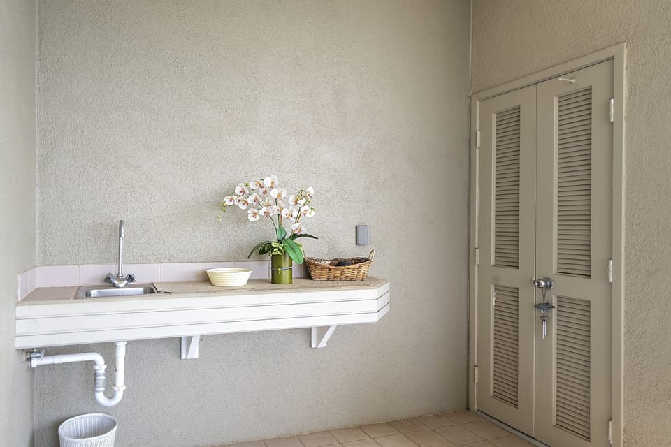 Condo, 2 Bedrooms | 2 bedrooms, iron/ironing board, WiFi (free)