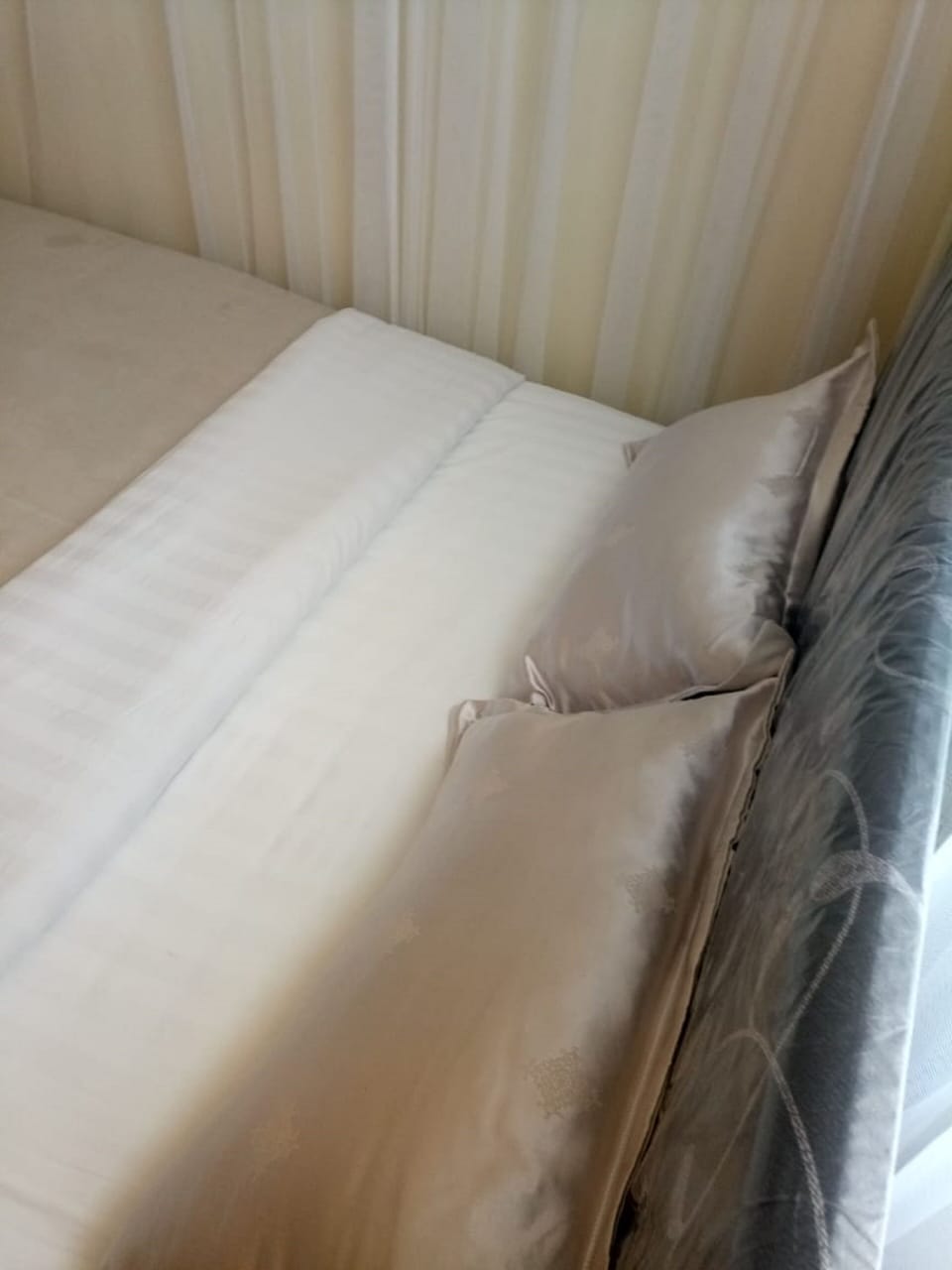 Single Room | Desk, free WiFi, bed sheets