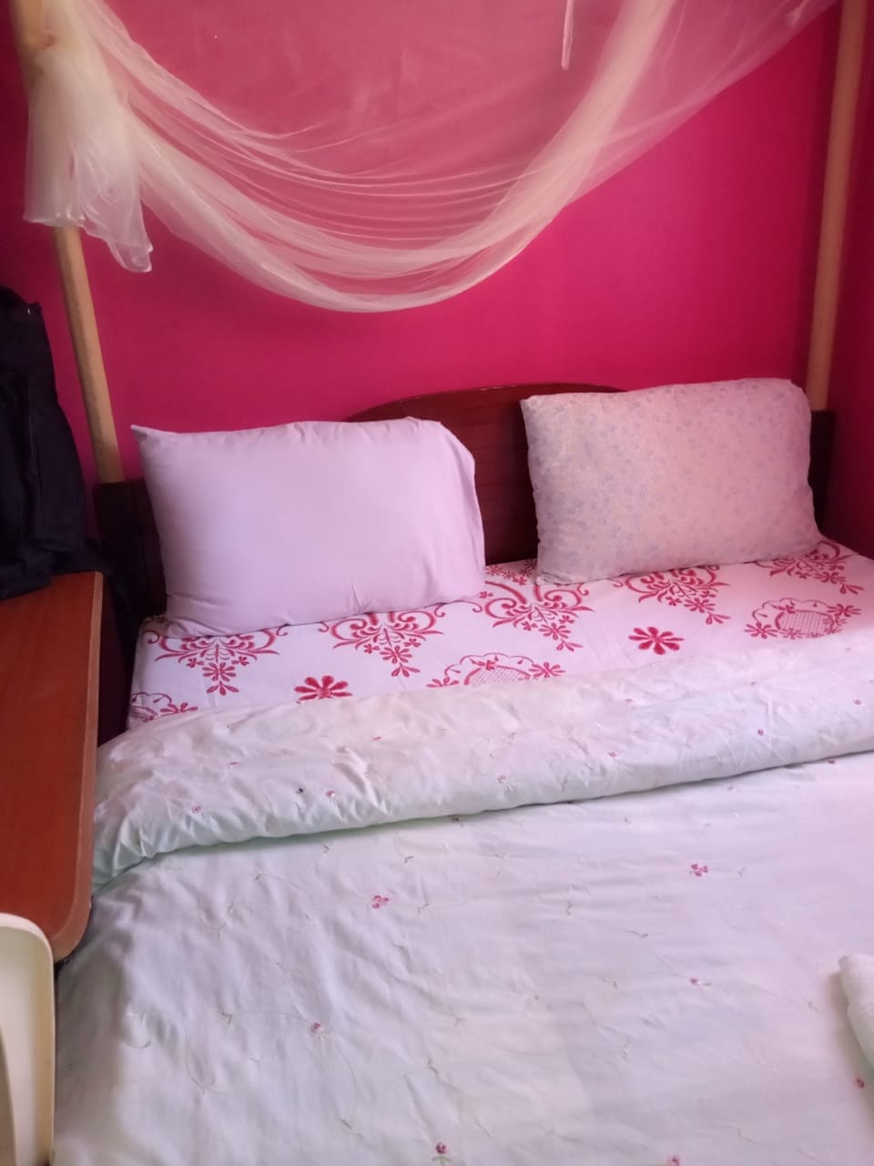 Single Room | Desk, free WiFi, bed sheets
