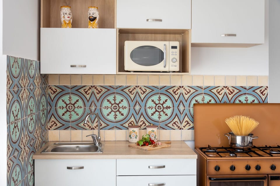 Apartment, 2 Bedrooms, Terrace, Sea View (Casa Marina) | Private kitchen | Full-size fridge, oven, stovetop, coffee/tea maker