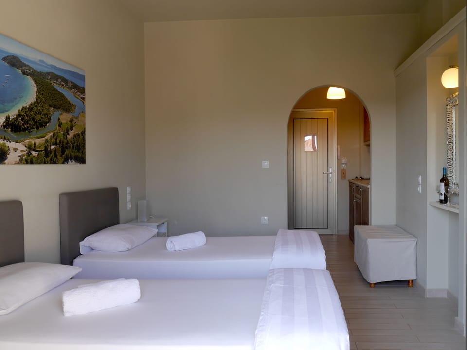 Aggelos Studio Bed and Breakfast in Sporades, Greece