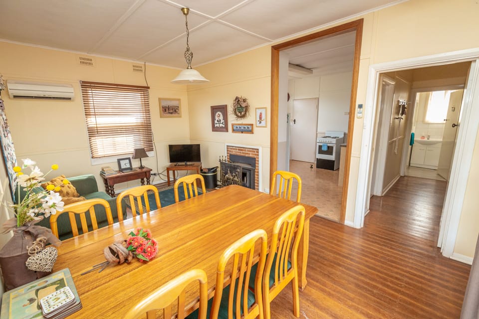 Gumdale Cottage | Living area
