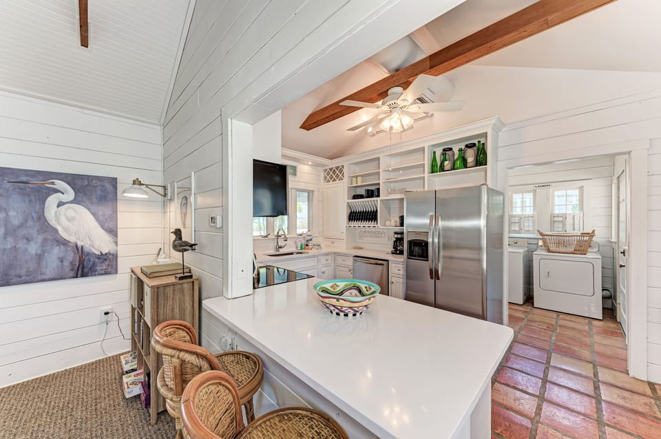 Dodt House 1 Kitchen Bar Top