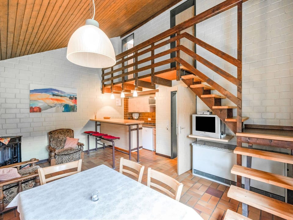 House | Dining