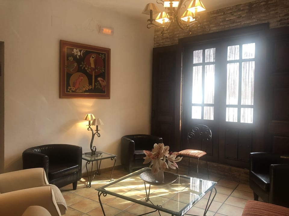 Hotel Poqueira II Hostel in La Alpujarra