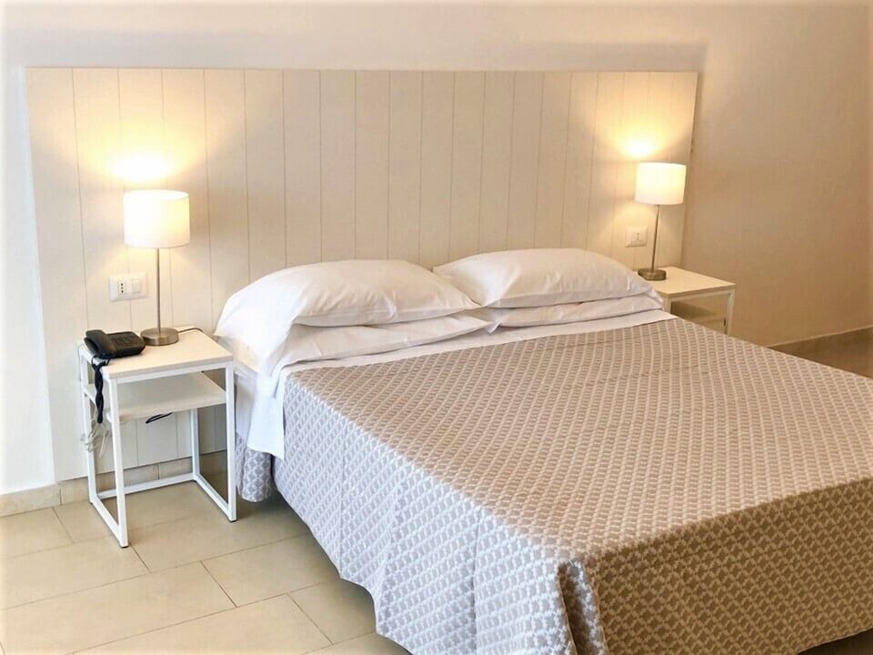 Minibar, in-room safe, desk, soundproofing