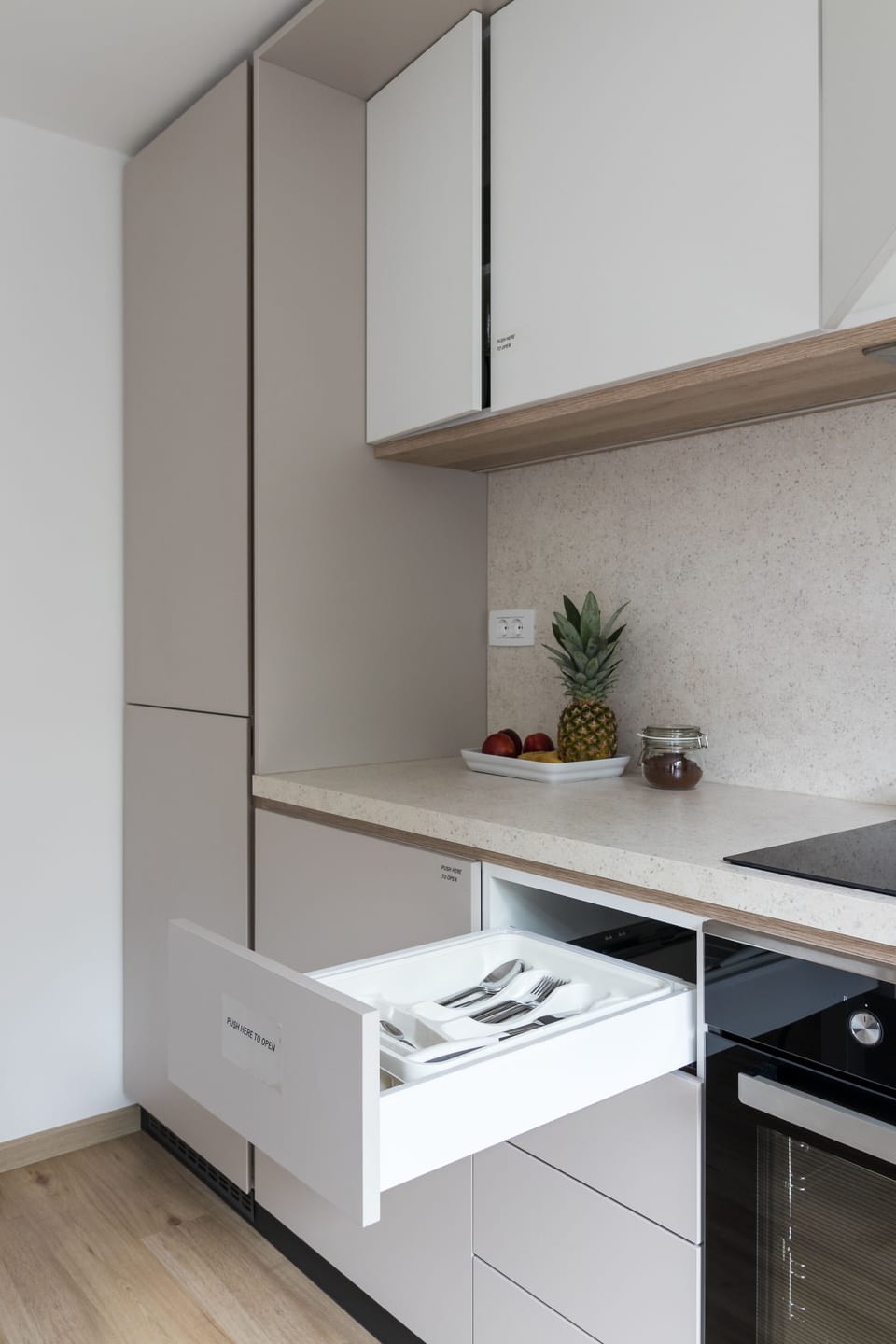 Apartment, 2 Bedrooms | Private kitchen | Fridge, oven, stovetop, dishwasher